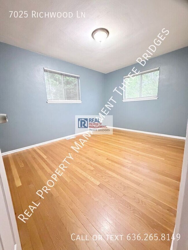 Building Photo - 7025 Richwood Ln