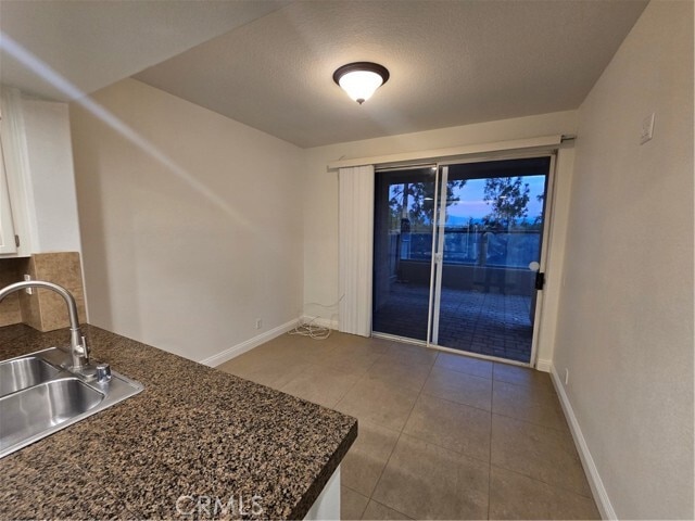 Building Photo - 45 Giotto