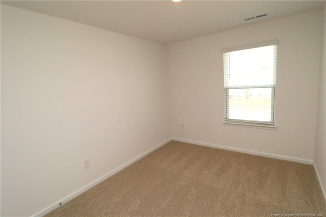 Building Photo - 374 Freestall Dr