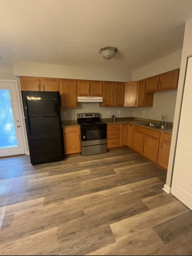 Building Photo - Cozy 3BR SFR • Full Kitchen Set • Patio in Durham