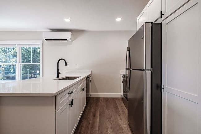 Building Photo - 5 Progress Wy