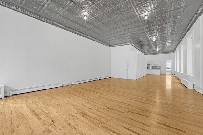 Building Photo - 78 Grand St