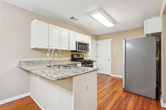 Building Photo - 1800 Millstone Ct