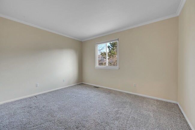 Building Photo - $2,995.00, stunning 4-bedroom, 3.5-bathroo...