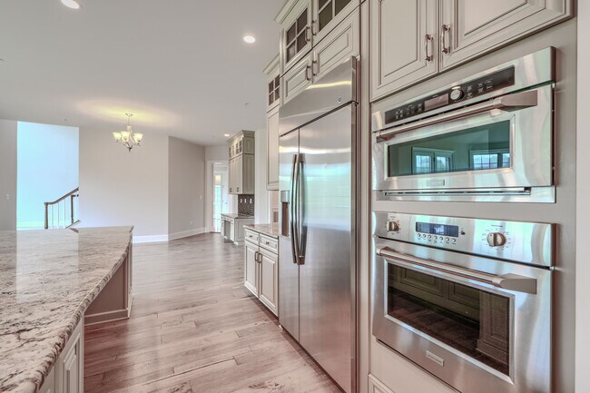 Building Photo - 2847 Seabiscuit Dr