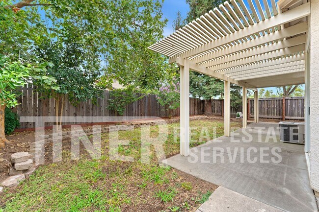 Building Photo - 149 Canberra Ct