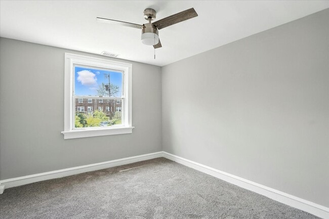 Building Photo - 3417 Cliftmont Ave