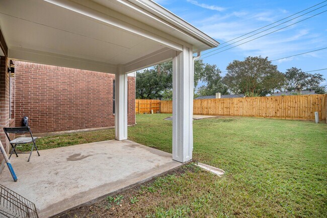 Building Photo - 3811 Misty Falls Ln