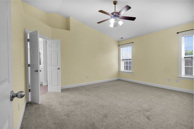 Building Photo - 201 Quincy Ct