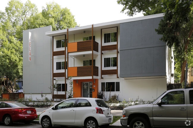 Building Photo - The Elan Apartments