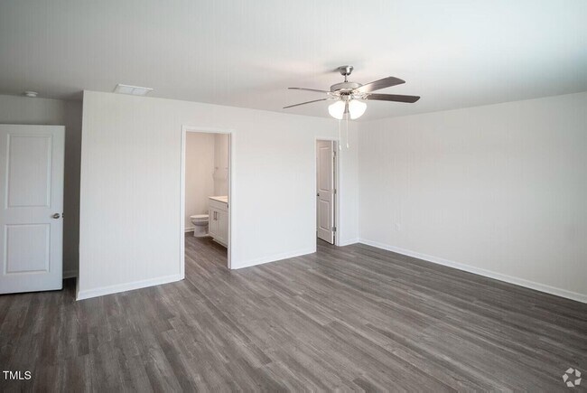 Building Photo - 1121 Duet Dr