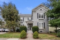 Building Photo - 27 Champa St