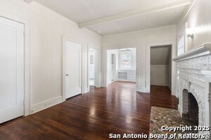 Building Photo - 1618 W Kings Hwy