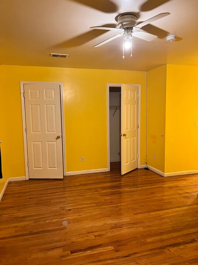 Building Photo - 318 Magnolia Ave