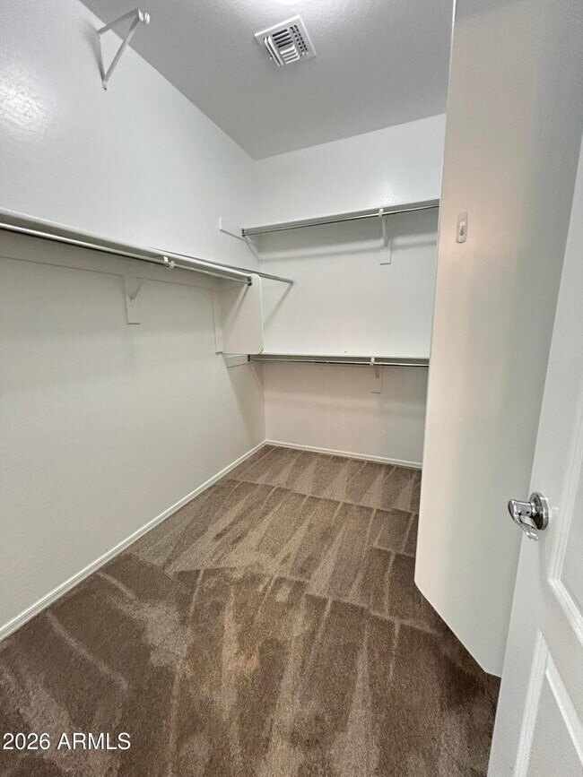 Building Photo - 3030 E Quartz St
