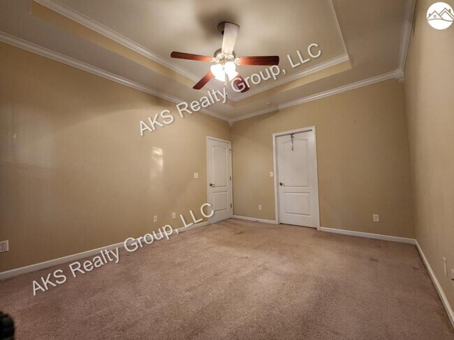 Building Photo - 164 Highview Cove