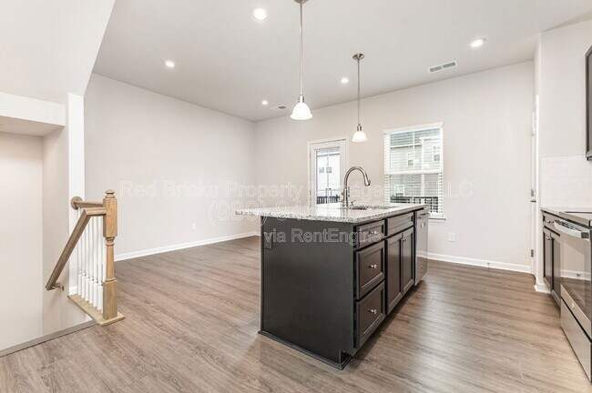 Building Photo - 1939 Stallings Rd