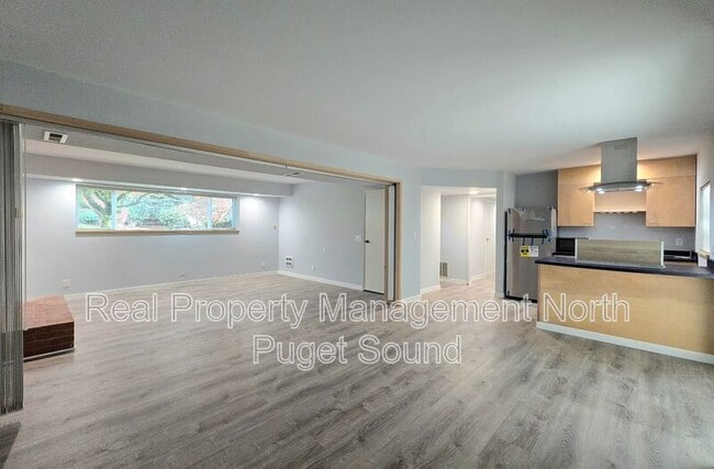 Building Photo - 19711 41st Ave NE