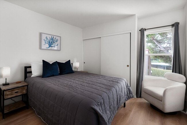 Building Photo - Furnished - Catch the Wave of Modern Comfort at Our Reef Oasis