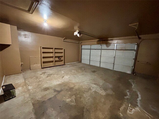 Building Photo - 12702 Meadway Ct
