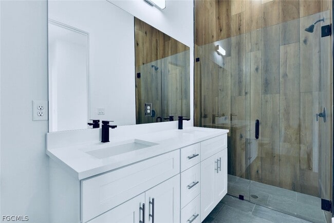 Building Photo - 1603 East 14th Street