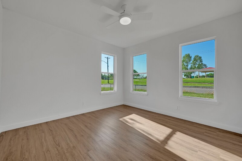 Building Photo - 4440 Lubbock Ave