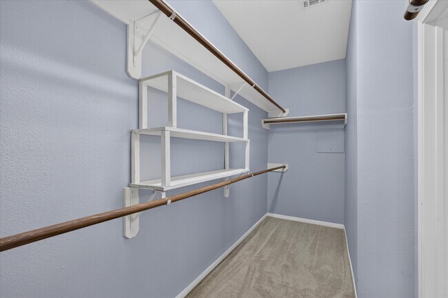 Building Photo - 26 Millport Dr