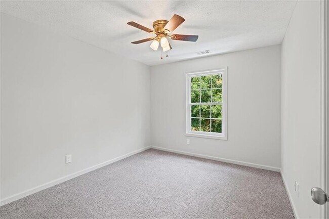 Building Photo - 3360 Pierce Arrow Cir