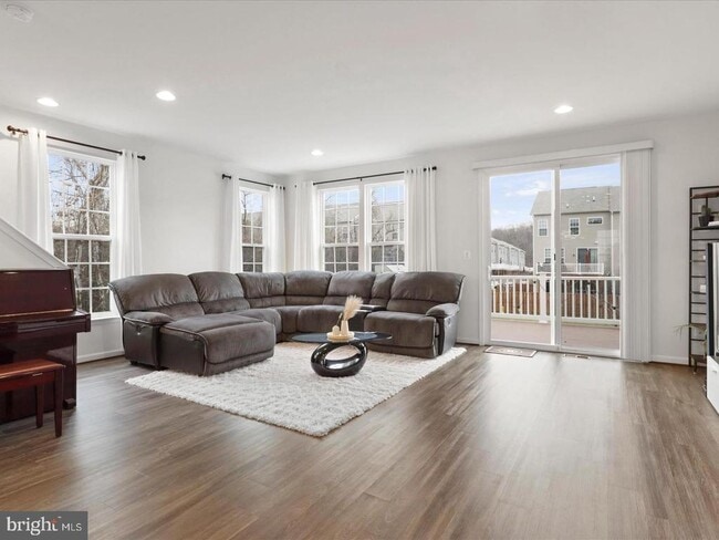 Building Photo - 9083 Connor House Rd