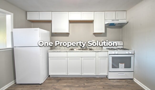 Building Photo - 5284 Broadway