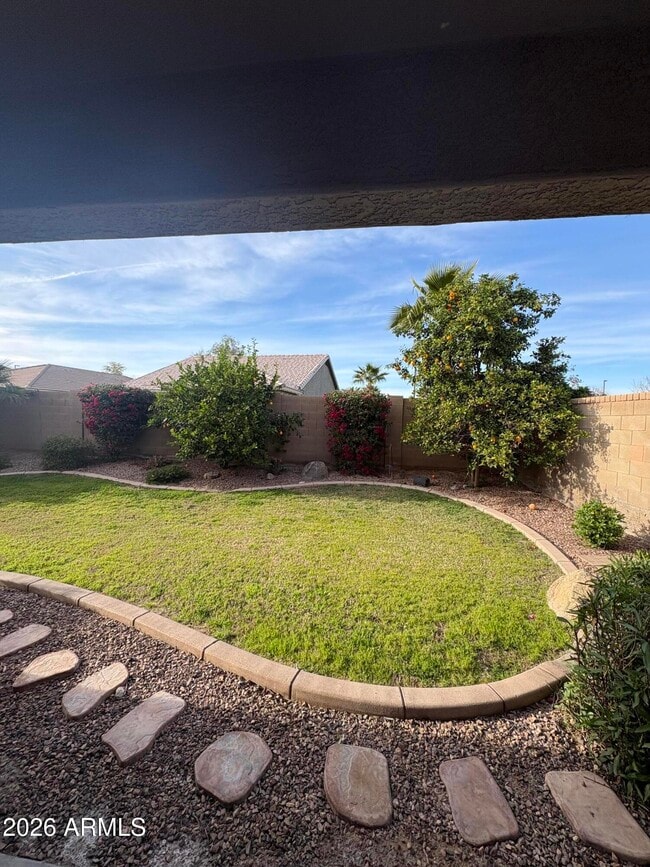 Building Photo - 4086 E Maplewood St