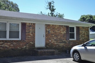 Building Photo - 119 Mayes St