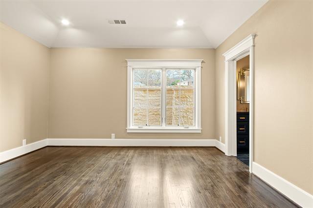 Building Photo - 5230 Homer St