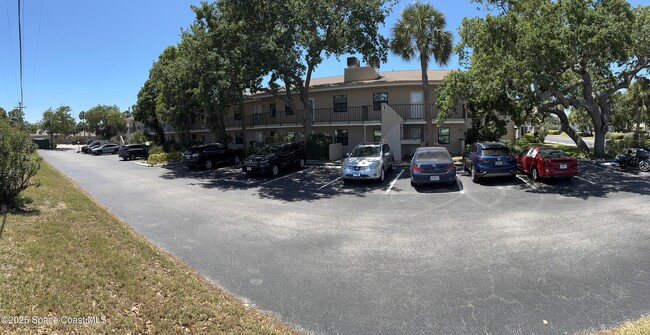 Building Photo - 201 International Dr