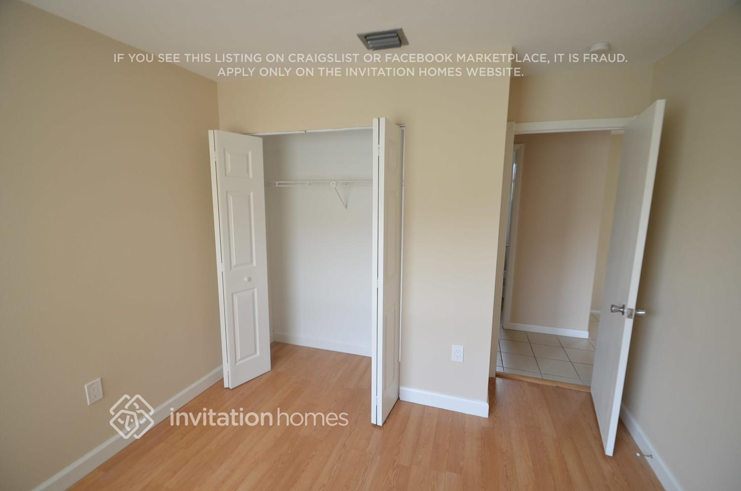 Building Photo - 14736 SW 92nd St