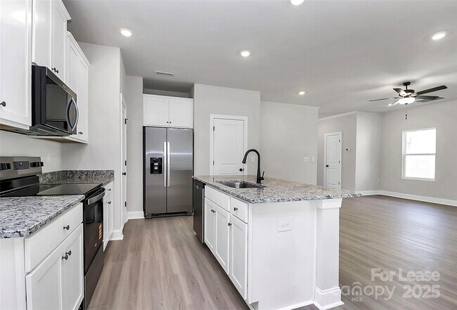 Building Photo - 7019 Jerimoth Dr