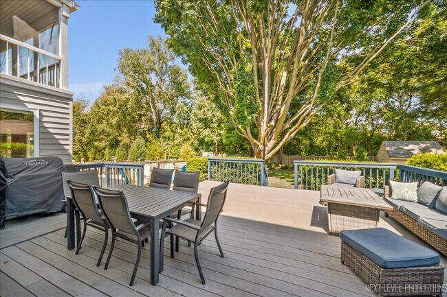 Building Photo - 747 Cheever Ave