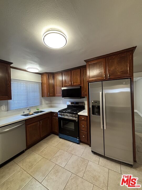 Building Photo - 3055 W 12th Pl