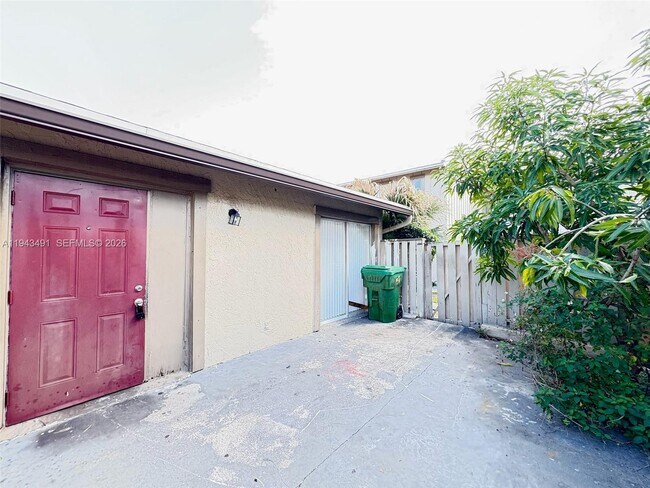 Building Photo - 2221 NW 59th Ave