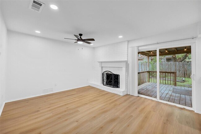 Building Photo - 12316 Bainbridge Ln