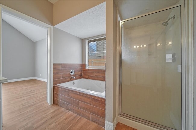Building Photo - 4422 Westray Dr