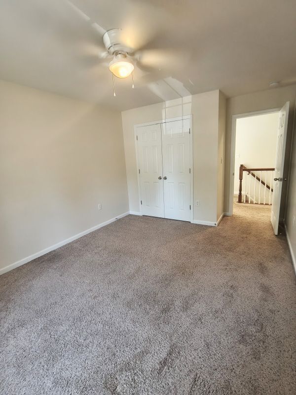 Building Photo - 2913 Lakeview Pkwy