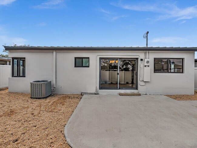 Building Photo - 5408 NE 3rd Ter.