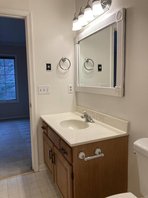 Building Photo - 4705 Weatherhill Dr