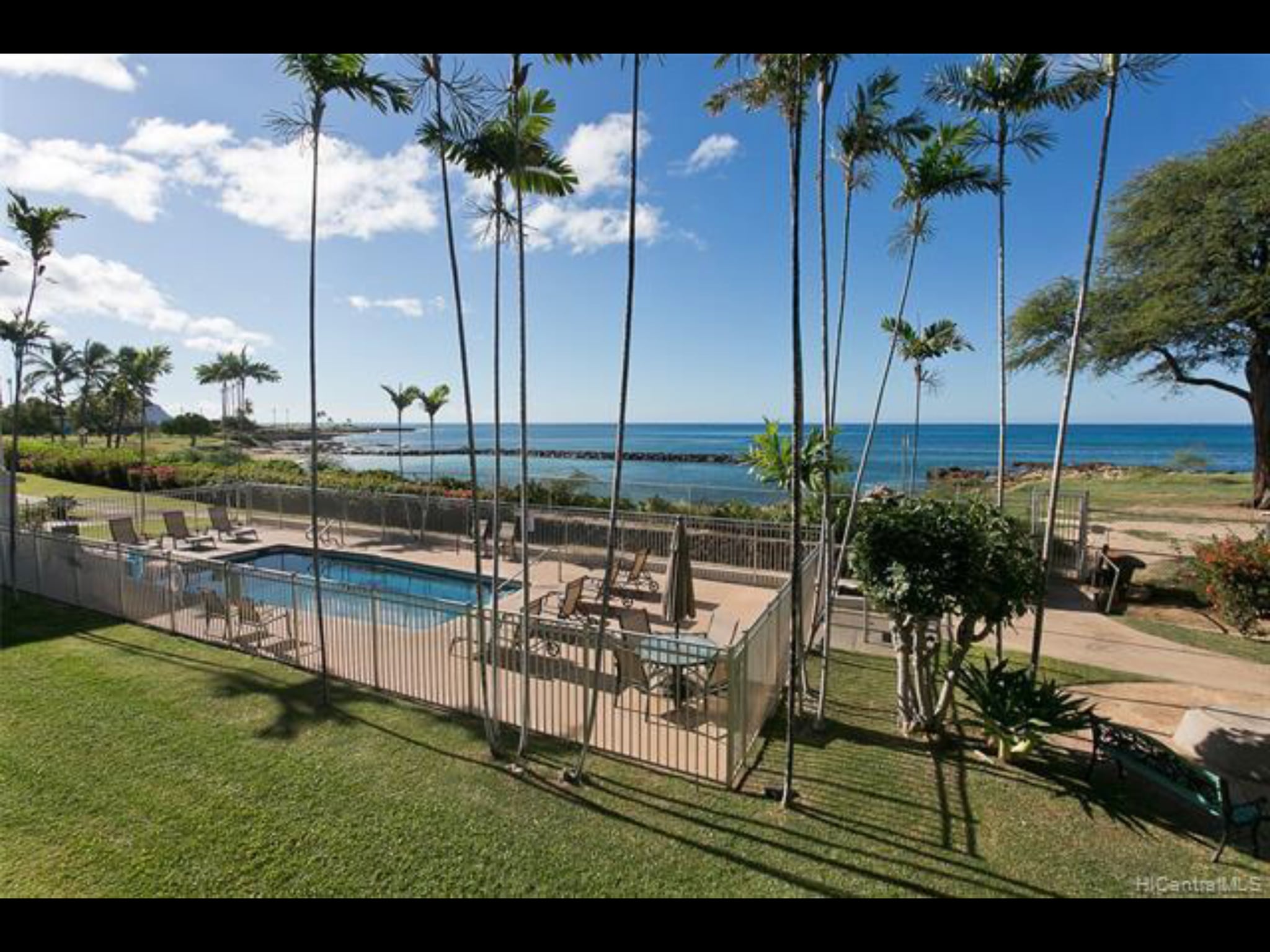 Building Photo - 85-175 Farrington Hwy