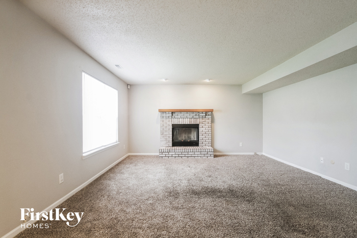 Building Photo - 8942 Leffler Ln
