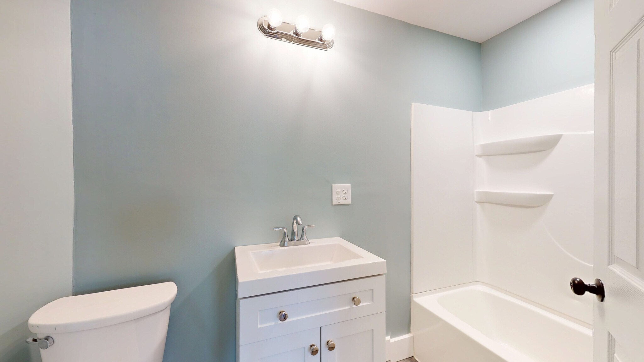 Building Photo - 10 Barrows St