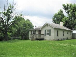 Building Photo - Henry Clay Area With Large Fenced Yard 250321