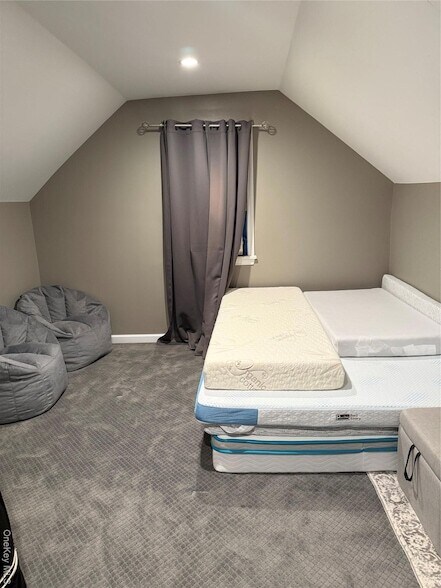 Building Photo - 10 Hillside Terrace