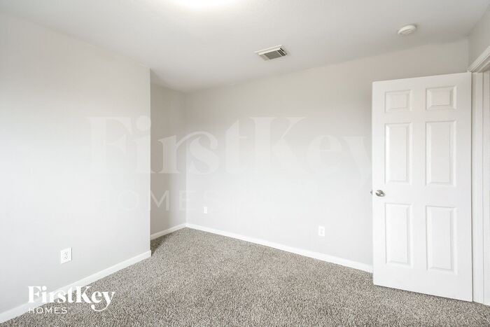 Building Photo - 7202 Nettle Springs Ct